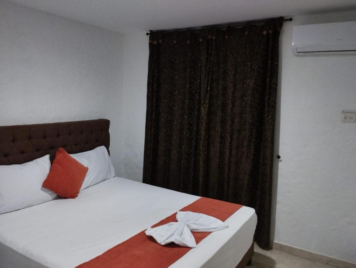 Blue Star Hotel Melgar Exterior foto